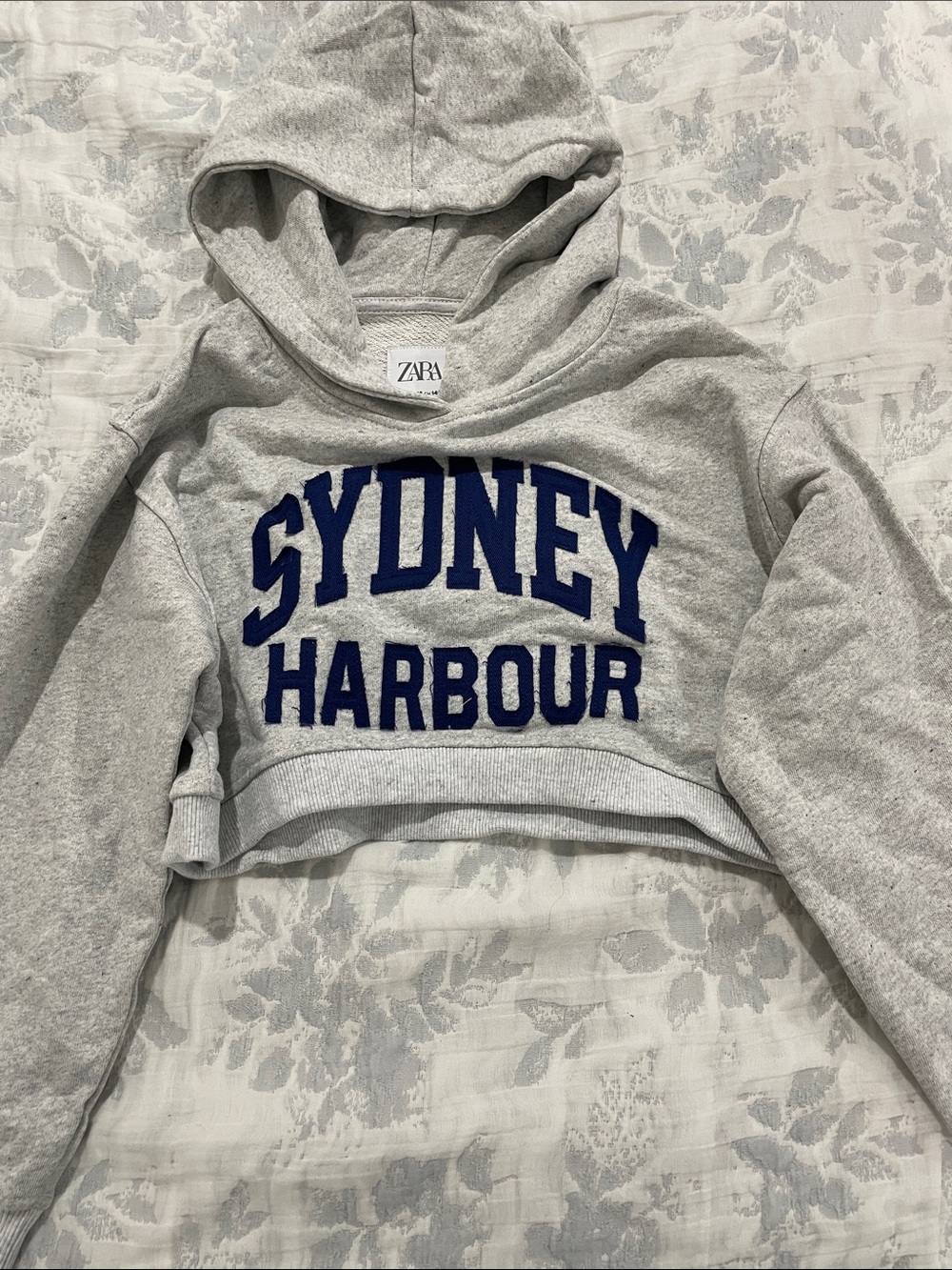 Zara Light Gray Cropped Hoodie with Navy 'Sydney Harbour' Appliqué